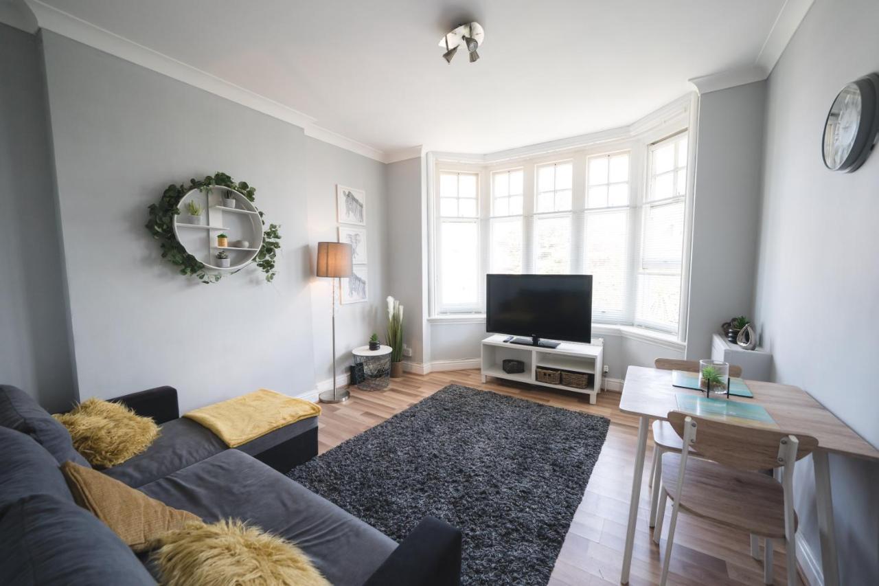 Luxury Apartment In Bournemouth Exterior photo